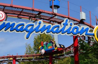  Imagination Zone